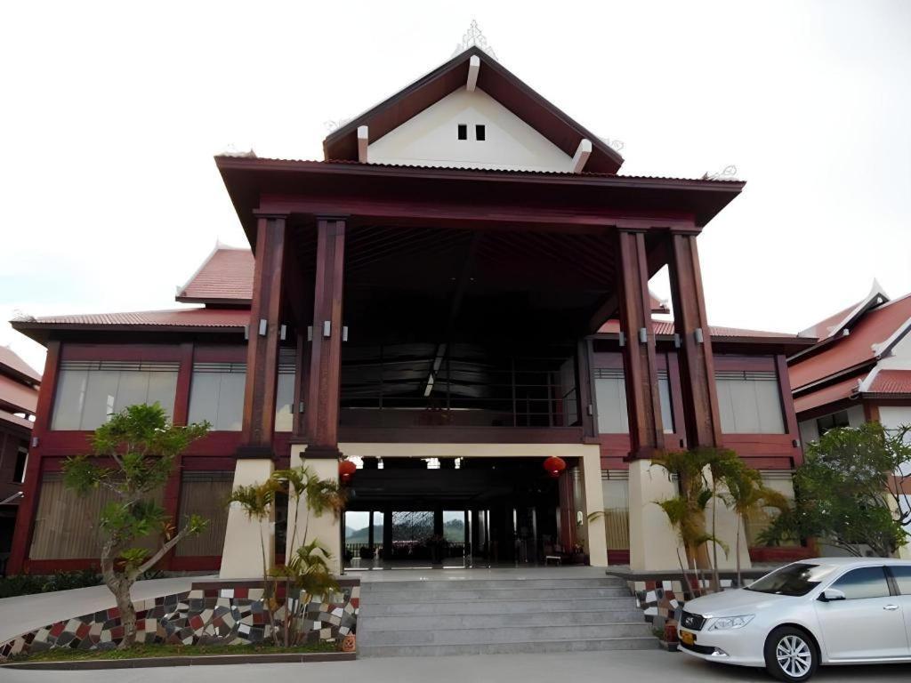 Xishuangbanna Hotel Managed By Xandria Hotel Luang Prabang Exterior foto