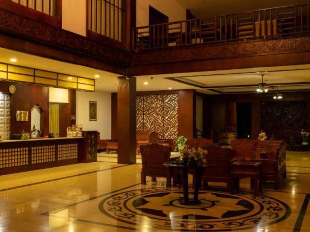 Xishuangbanna Hotel Managed By Xandria Hotel Luang Prabang Exterior foto